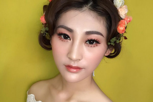 學(xué)化妝要多少費用才可以學(xué)完