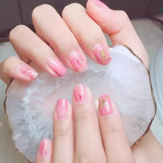 新娘大作戰(zhàn)：備戰(zhàn)黃金周，做上美美的新娘甲去拍婚紗照吧！