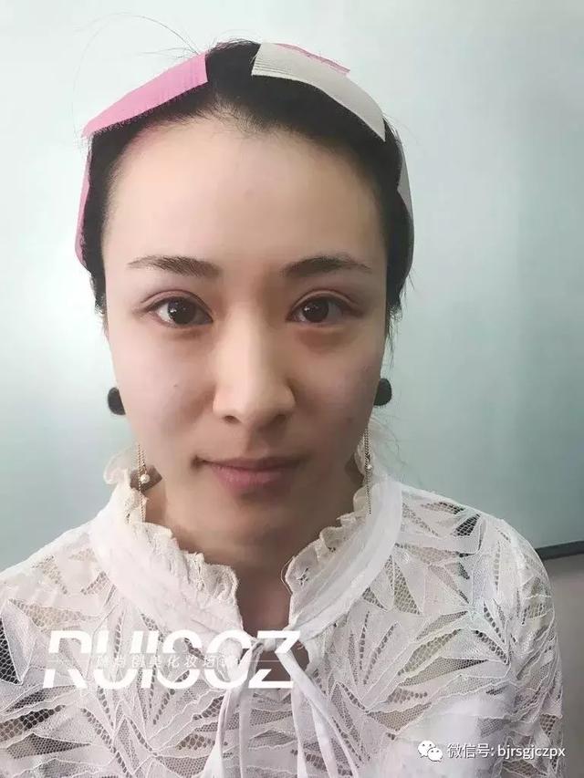 高段位水彩新娘，玩色達人的拿手好戲！