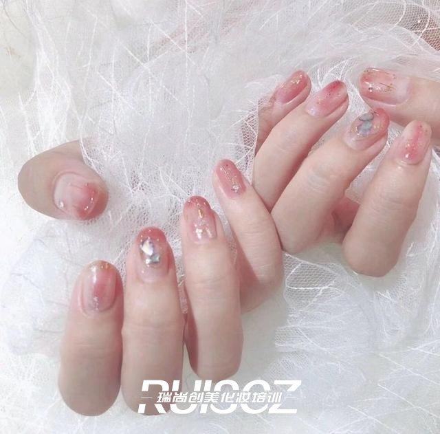 春夏美甲圖鑒，又美又仙才帶感！