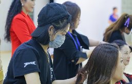 女生學(xué)習(xí)化妝怎么樣？有前途嗎？