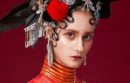 男孩子學(xué)彩妝好嗎？前途怎么樣？