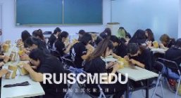 女人如何學(xué)習(xí)化妝？怎么學(xué)化妝才靠譜？
