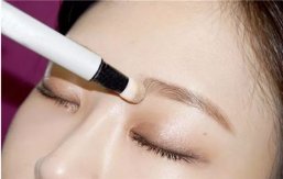 28歲學(xué)彩妝遲嗎？會(huì)不會(huì)有些遲？